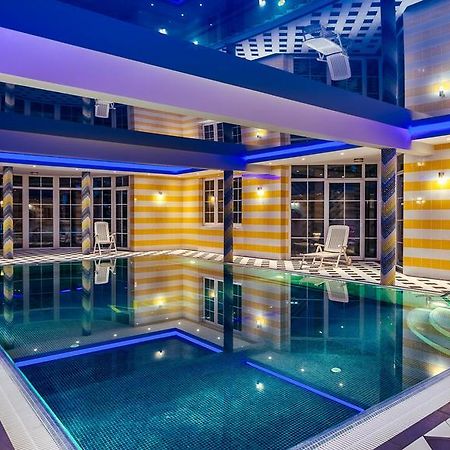 Apartamenty M&M Mikołajki Exteriör bild