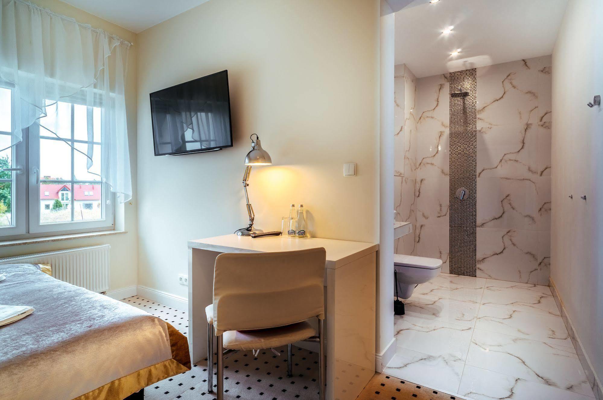 Apartamenty M&M Mikołajki Exteriör bild