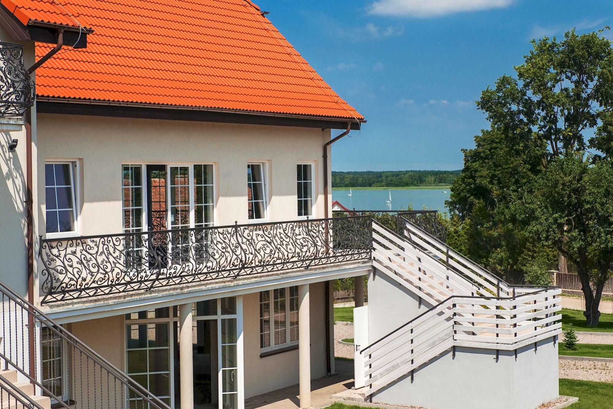 Apartamenty M&M Mikołajki Exteriör bild