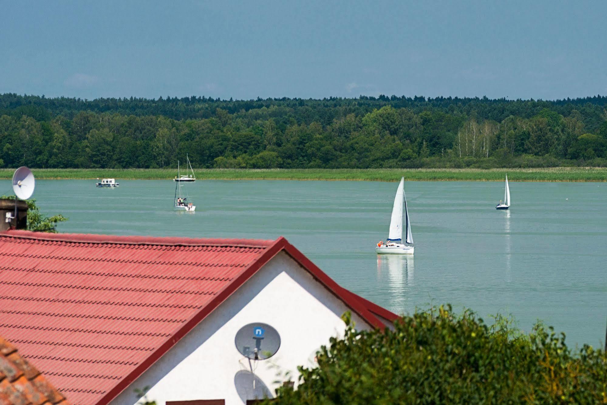 Apartamenty M&M Mikołajki Exteriör bild